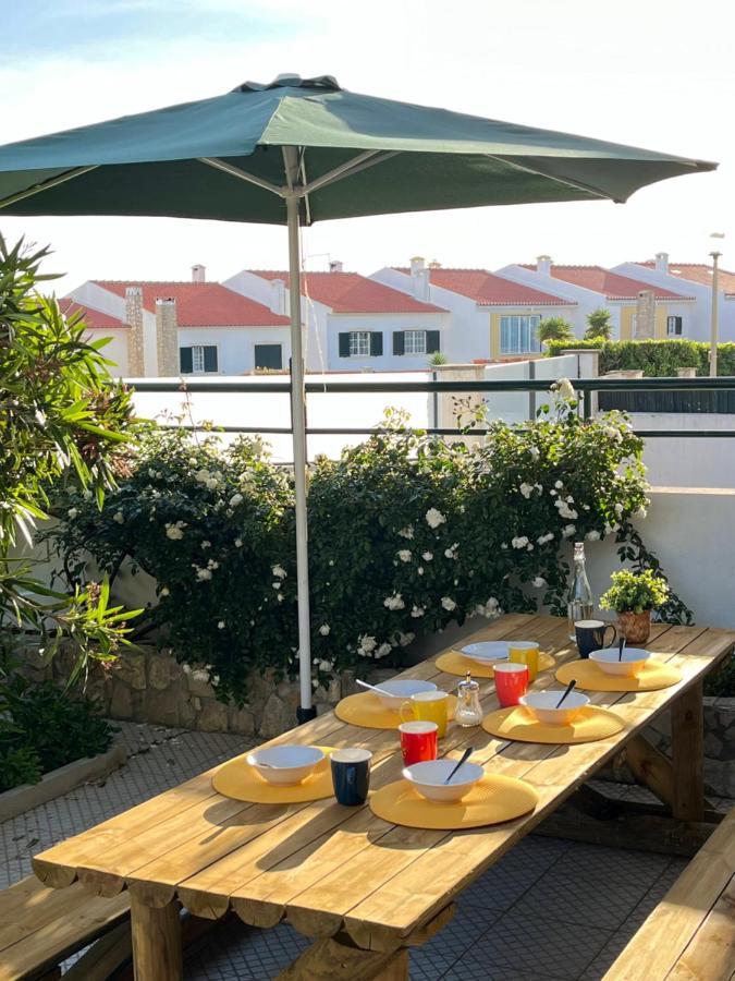 Yellow House Ericeira Extérieur photo